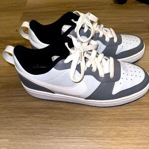 Nike Court Borough Low- worn once!